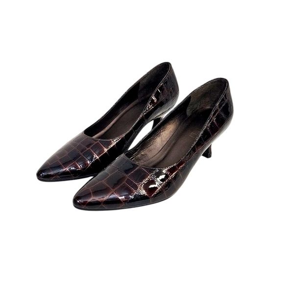 Vaneli Dark Brown Croc Effect Pointed Toe Heels - Picture 1 of 11